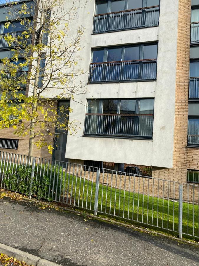 City Centre 2 Bedroom Apartment, Secure Parking. Glasgow Zewnętrze zdjęcie