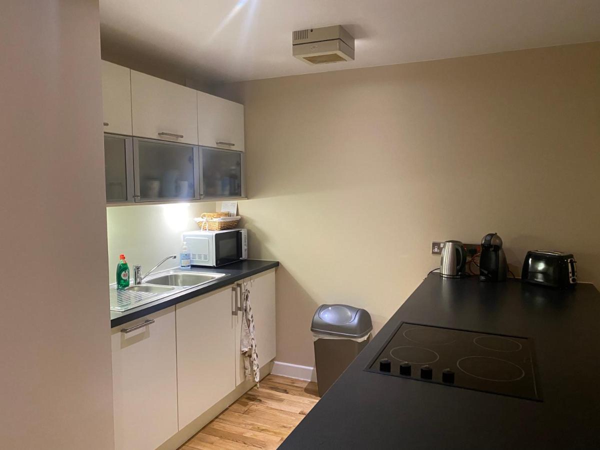 City Centre 2 Bedroom Apartment, Secure Parking. Glasgow Zewnętrze zdjęcie