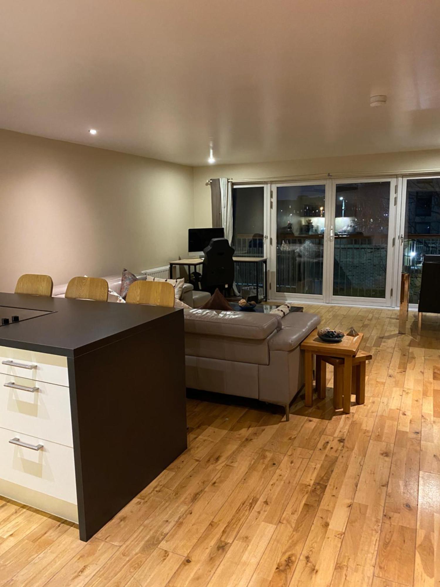 City Centre 2 Bedroom Apartment, Secure Parking. Glasgow Zewnętrze zdjęcie